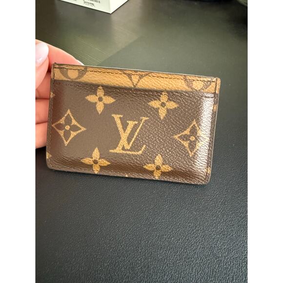 Louis Vuitton Reverse Monogram Cardholder - Picture 2 of 9